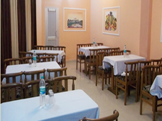 Mohan Palace Hotel Chamba Restaurant